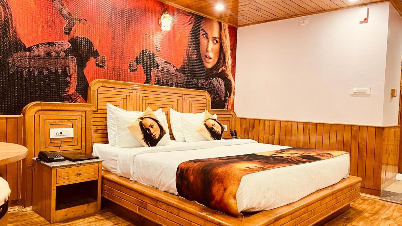 Smuggler Resort By West Western Near To Mall Road & Hadimba Temple # Swimming Pool#Free Pick From Volvo Bus Stand Manāli Exteriér fotografie